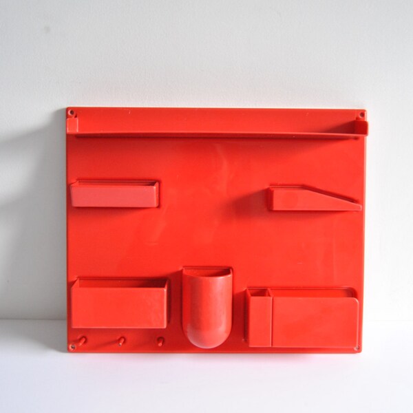 Wall-All III Unit Red Plastic Mod Dorothee Maurer-Becker Uten.Silo Storage Compartments