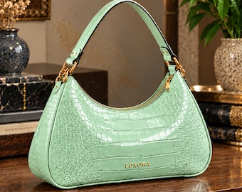 Glänzende Hobo-Tasche aus Leder für Damen – das perfekte Geschenk für Sie