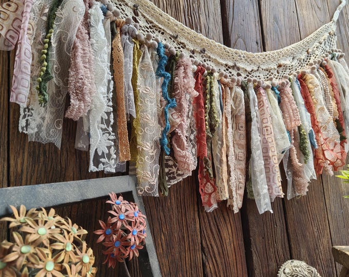 Handmade 36“ wide Wildflower Vintage Crochet Nursery Garland: Cottagecore Fabric Baby shower Backdrop
