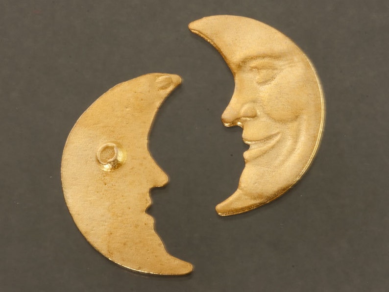 Castings Man in the Moon 1 72 Vintage Crescent Moon Charms Commercial Jewelry Supply Destash Goldtone Pewter Jewelry Finding 25mm