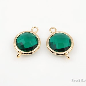 Emerald Glass and Polished Gold Framed Round Connector - 2 pcs Emerald Rount Connector / 12mm x 17mm / SEMG034-C (2pcs)