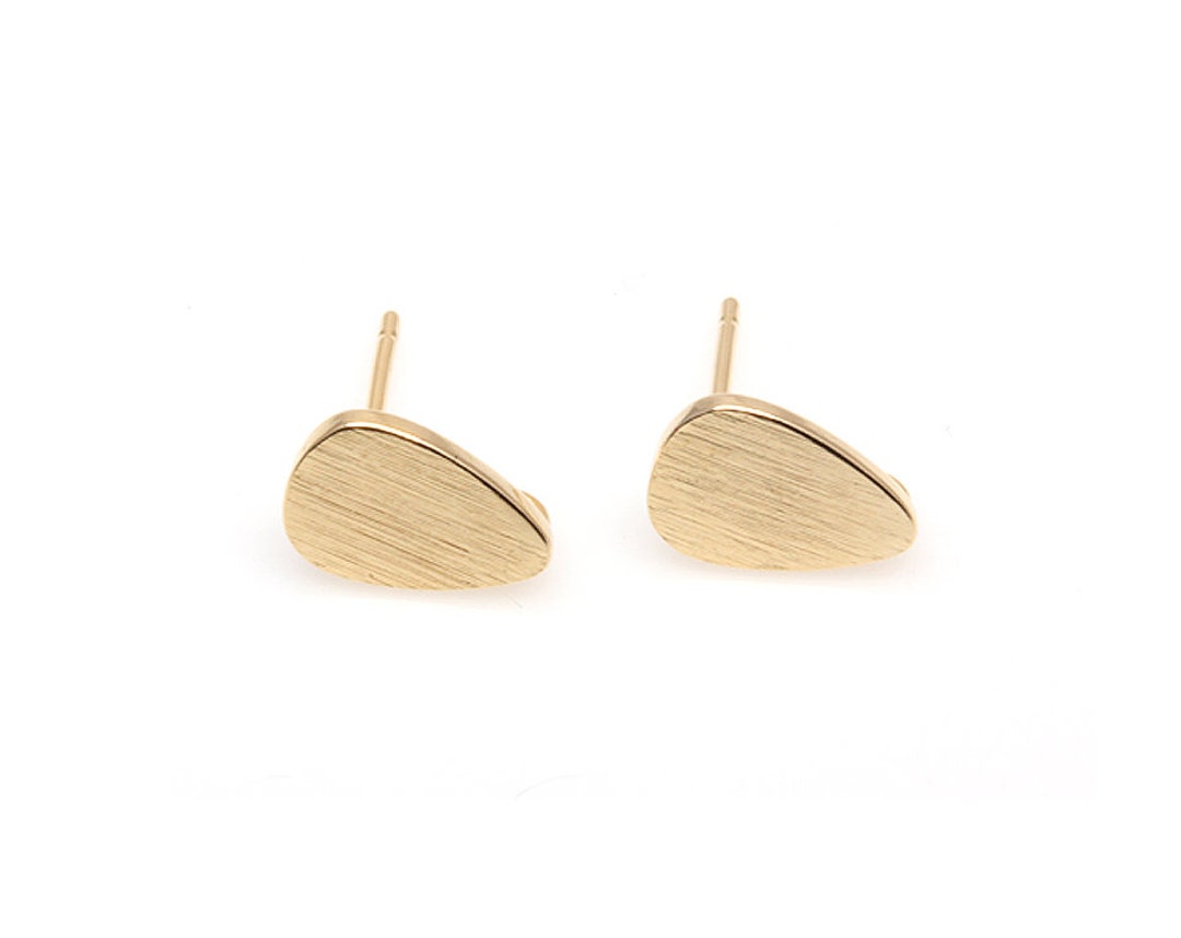2pcs - Line Pattern Triangle Earring in Polish Gold / 16k Gold Plated ...