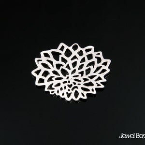 Matte Rhodium Plated Chrysanthemum Pendant / 17.5 x 20.5 mm / BMS075-P 2pcs image 1