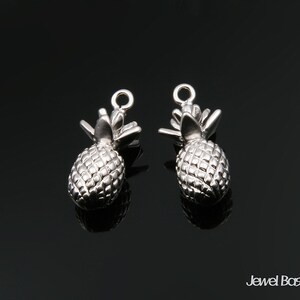 Pineapple in Matte Rhodium / 8.0mm x 11.5mm / BMS214-P (2pcs)
