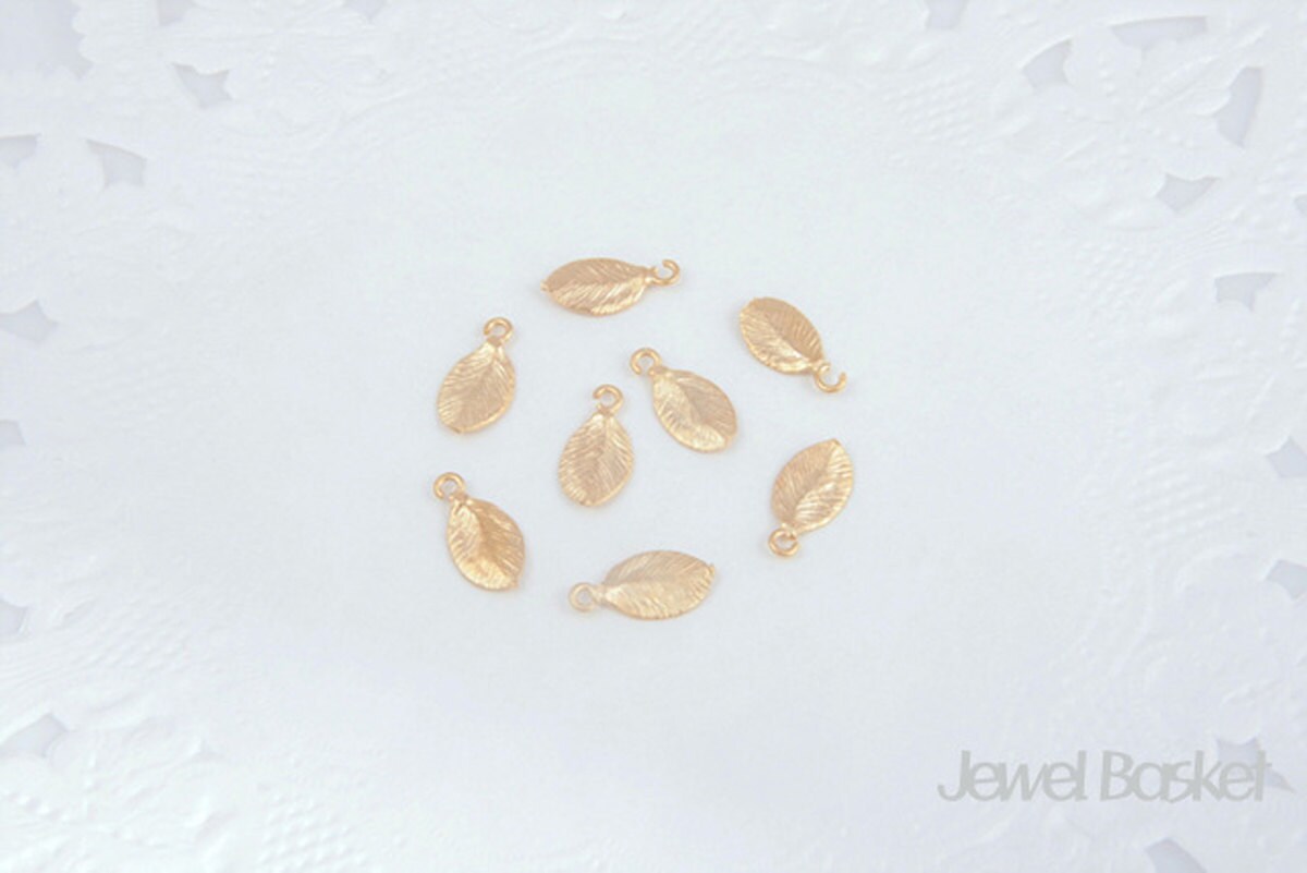★87MM★ Mmlg BEAD POCKET HFT BABY LEAF Flat Leaf Bead With Top Hole - Czech Glass Leaf Beads