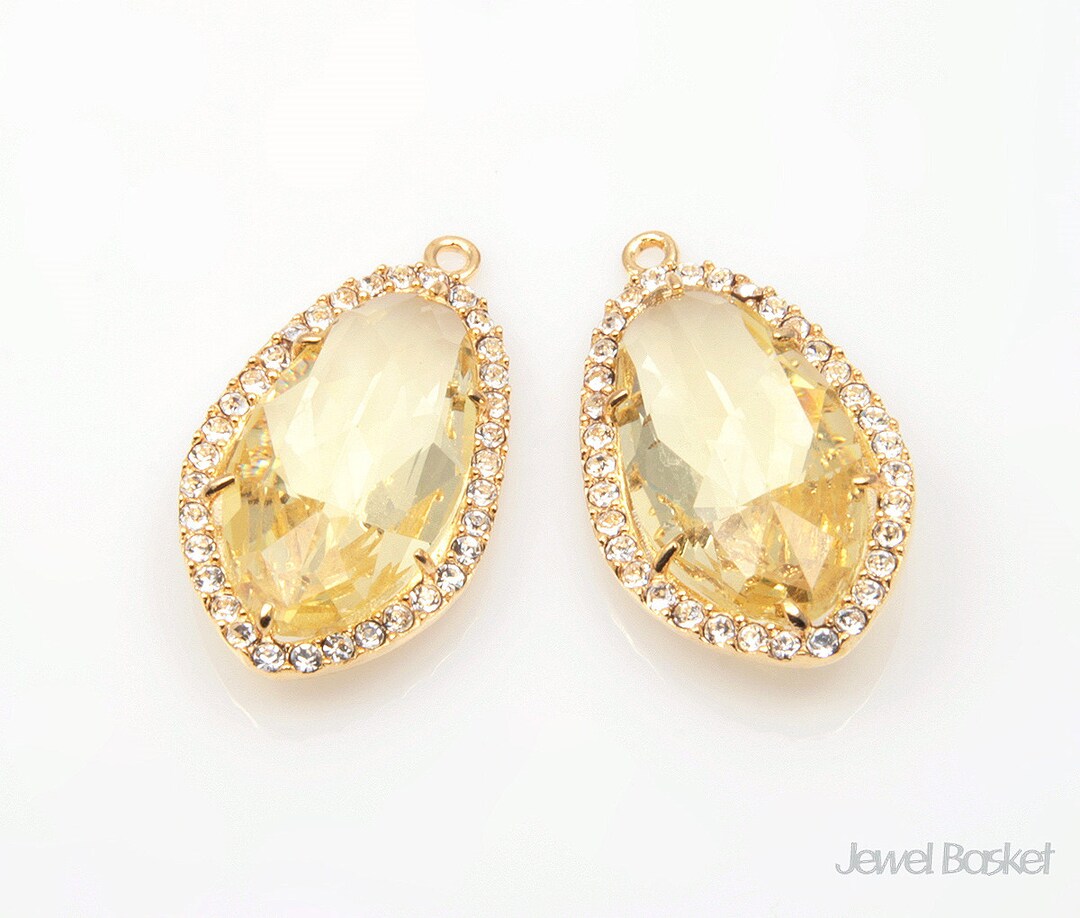 Jonquil Glass and Cubic Zirconia Framed Pendant in Gold 2pcs Jonquil