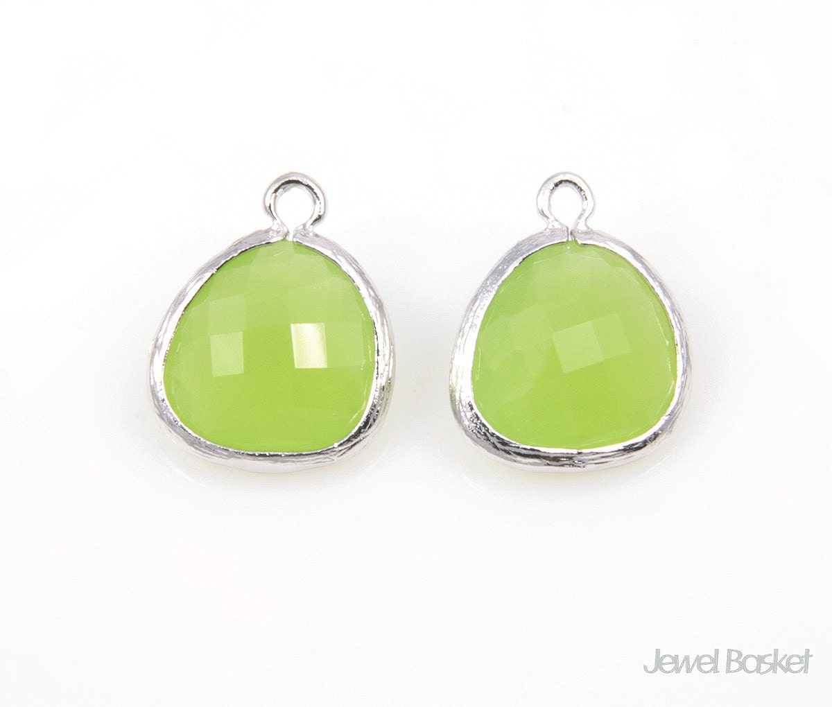 2pcs Peridot Green Color and Silver Framed Glass Pendant / - Etsy