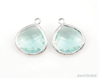 2pcs - Erinite Color and Silver Framed Glass Pendent / erinite / green / rhodium plated / glass / 15 x 18mm / Earrings Pendant / SERS007-P