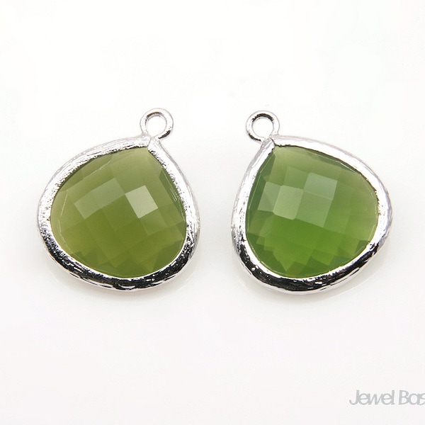MARKDOWN - SDAS007-P (2pcs) / Dark Apple Green Color and Polished Rhodium Framed Glass Pendent / 15mm x 18mm