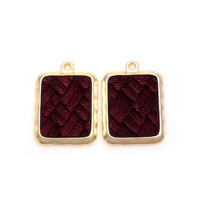 2pcs - Burgundy Velvet Square Pendant in Polish Gold Frame / velveteen pendant / Burgundy velvet / 16k gold plated / 20mm x 29mm / BBUG363-P