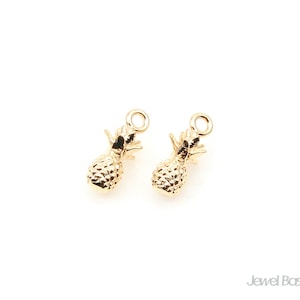 Pineapple in Gold - Small Pineapple / 5.5mm x 11.5mm / BG302-P (2pcs)