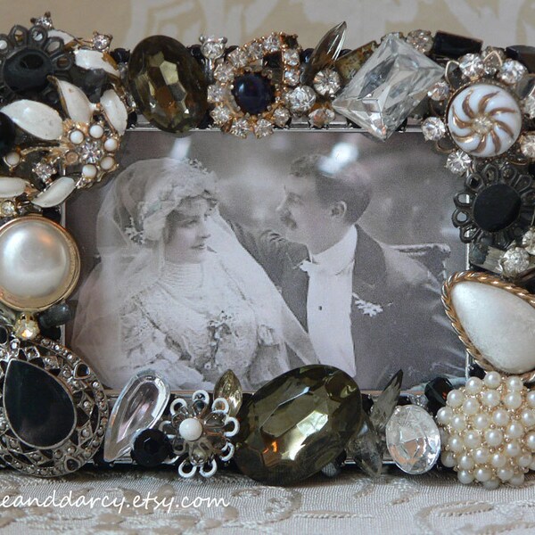 Black White Vintage Jewelry Rhinestone 2 x 3 Photograph Picture Frame