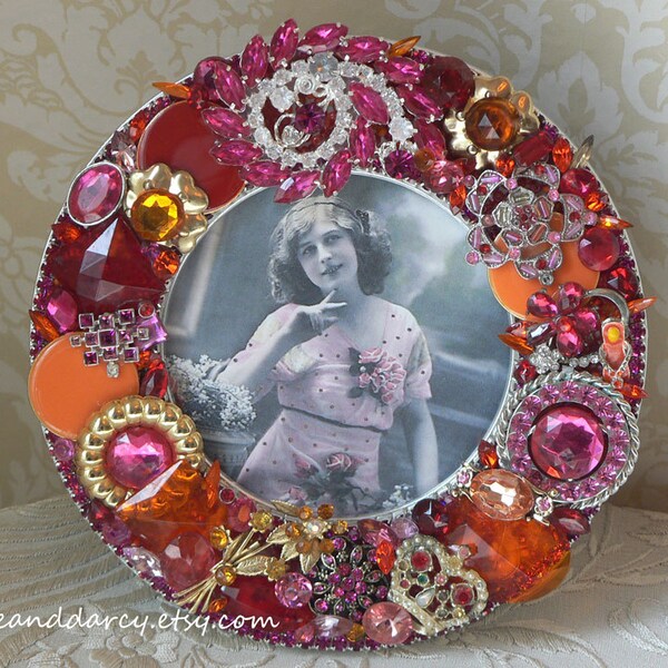 Hot Pink Red Orange Vintage Jewelry Rhinestone 4 x 4 Round Photograph Picture Frame