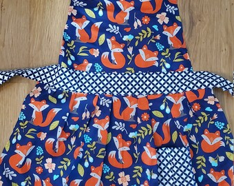 Child's Apron (5-10 years), Foxy, child's gift, cooking, baking, painting gifts