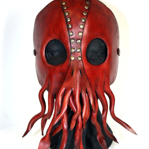 Cthulhu leather mask, lovecraft inspired. Tooled and stained in chocolate cherry brown