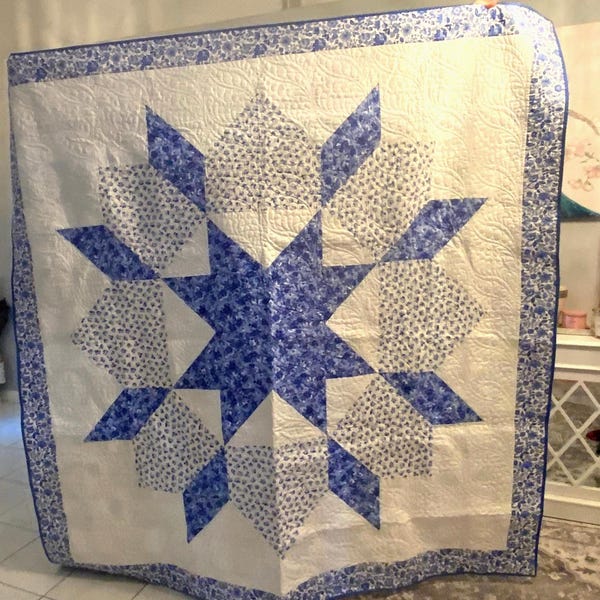 Chinoiserie Floral Star Quilt Blue & White Cotton Queen Bedding Ships Now