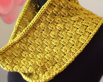 Escalon Cowl knitting Pattern Only