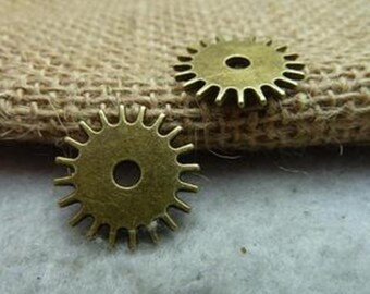 60PCS 17MM Circle gear  Charm  -  Antique Bronze charm pendant  Jewelry Findings