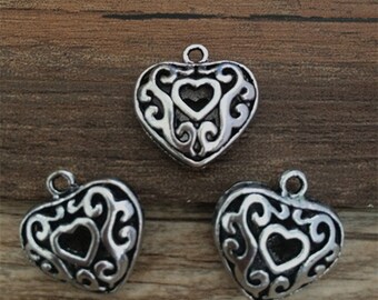 10pcs 20mm  Hollow Heart Charm  -  antique Silver  charm pendant  Jewelry Findings