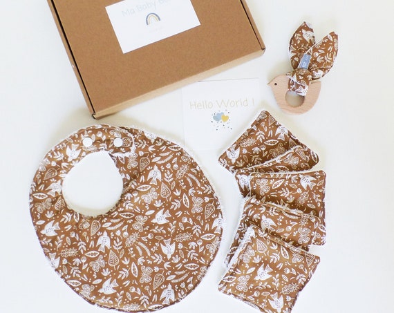 Baby BOX - CAMEL BIRDS - Bib 0 / 12 MONTHS + Teething Ring + 5 Wipes - baby birth gift - mixed baby gift