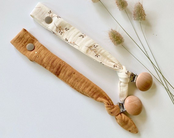 Knotted nipple attachment - Cotton GAUZE / WOOD - Oekotex choice - birth gift idea - cuddly toy attachment - lollipop attachment