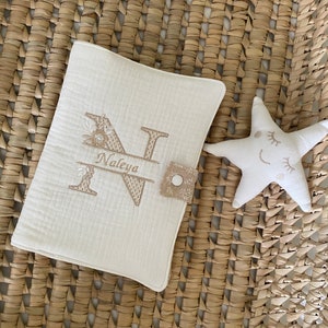 MILK & Beige foliage EMBROIDERED health record cover - Embroidered and Personalized cotton gauze - Embroidered initial + first name