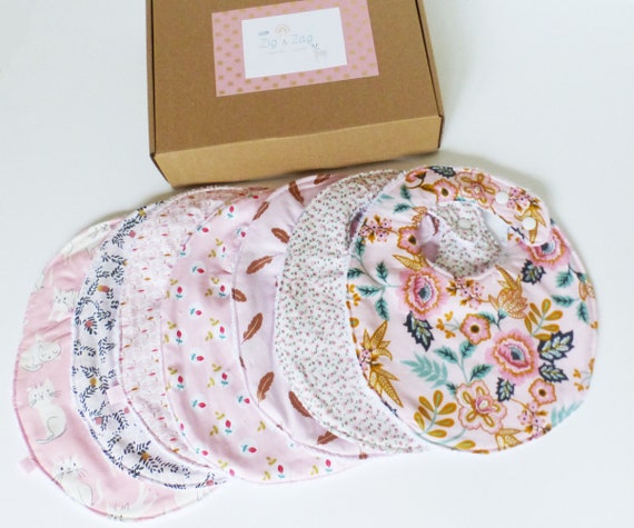 Semainier de bavoirs Rose - Box naissance / Coffret naissance FILLE / 7 bavoirs bébé OEKOTEX