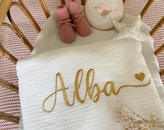 Large WARM Blanket 95 x 80 cm - MILK cotton gauze / Sherpa. Embroidered and Personalized Flower Letter - WINTER birth blanket