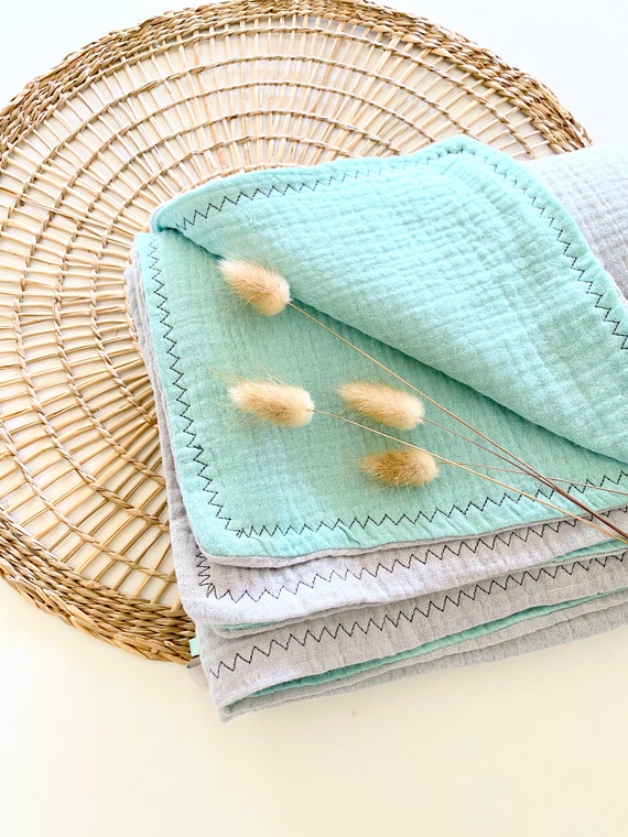 Baby plaid cotton gauze WATER GREEN / GREY - 100 cm x 80 cm - birth gift - light blanket - Customizable embroidery