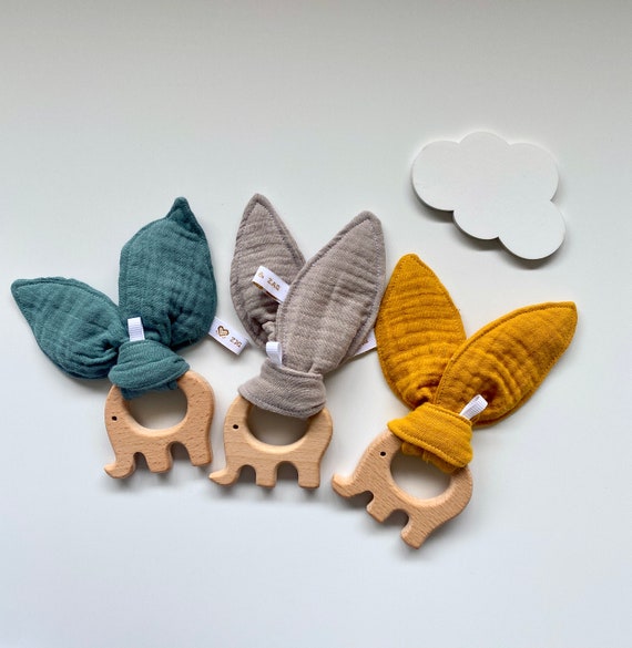 Rattle / Teething ring Montessori ELEPHANT wood / Cotton gauze - baby gift - CHOICE