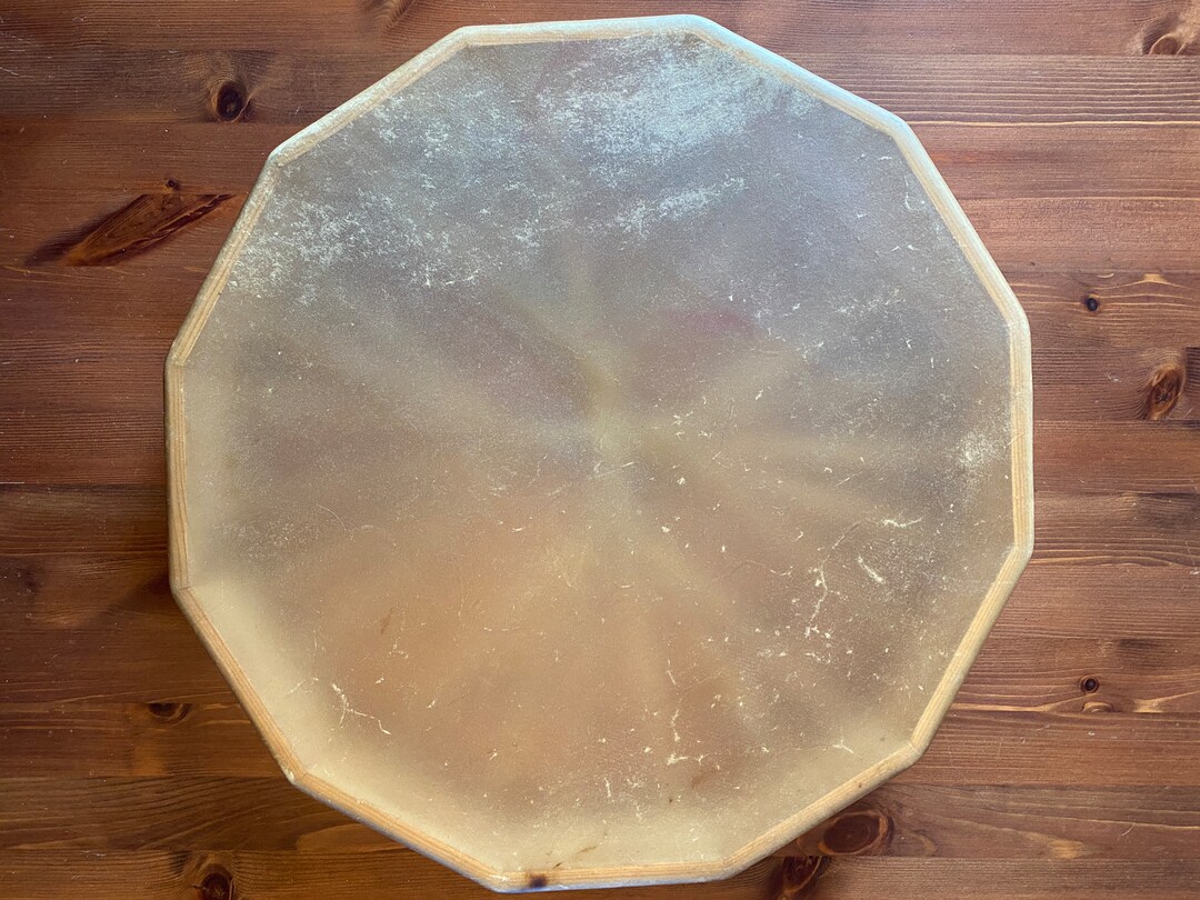 Tambor Chamánico De Mano Hecho A Mano - 40 Cm, Marco De Madera, Piel De Búfalo, Cuerdas De Cuero Crudo - Para Meditación Y Yoga