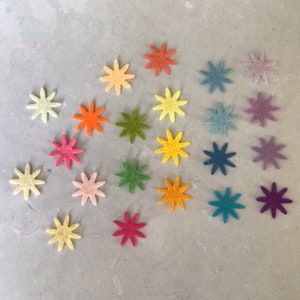 Mini fiori di feltro a margherita, margherite di feltro fustellate