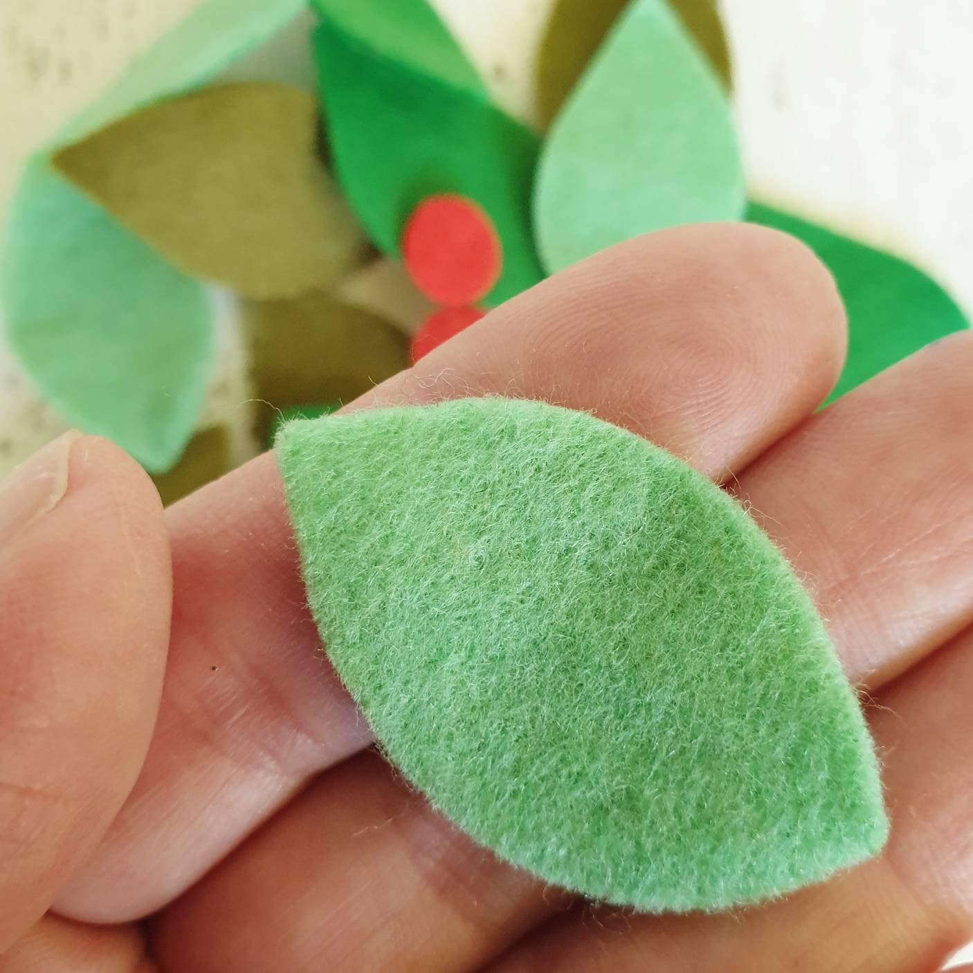 Green Felt Leaves Die Cut Felt Leaf Kit Etsy