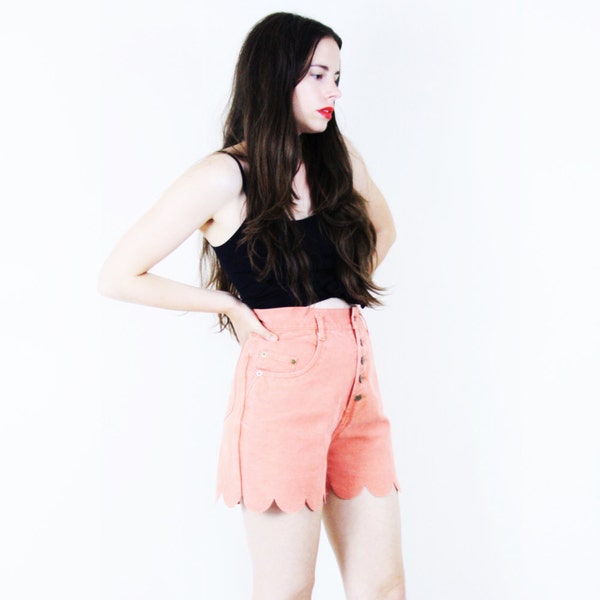 Coral Scalloped Hem Denim Shorts . 1980s Scallop hem shorts jean shorts denim shorts high waisted shorts coral shorts scalloped shorts