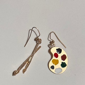 BESTSELLER!!! Artist Palette and Brush Earring Set on Nickel-Free Gold Iron Wires *