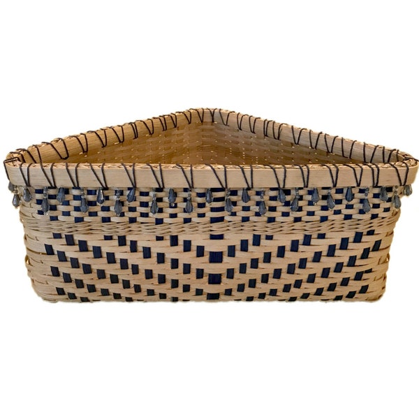 BASKET PATTERN Panier de comptoir d'angle "Addison" avec accent perlé