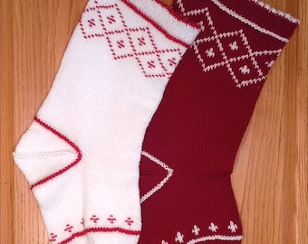 KNITTING PATTERN PDF Beaded or Stranded Diamonds Christmas Stocking