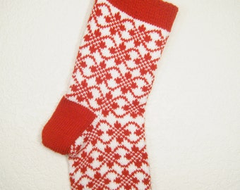 Endless Roses Christmas Stocking, Knitting Pattern PDF, Norwegian Stranded Design
