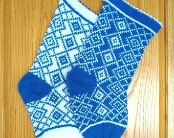 Sapphire Diamonds Christmas Stocking Pattern, Knitted Norwegian Stranded Design