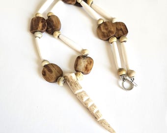 Unique Ojibwe Deer Antler Beaded Necklace | Handmade Native American Jewelry | Horn & Bone Accents