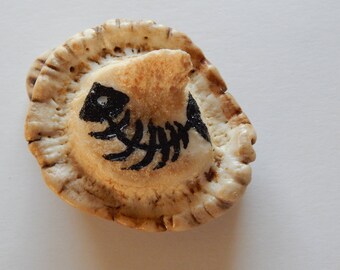 Carved Elk Antler Burr: Fish Skeleton Rosette, Cabin Decor