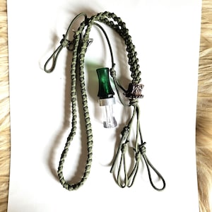 Duck hunting deer antler lanyard, deer antler base, Green paracord, holds up to 6 calls, 2 accessory clips, hunting, waterfowl, duck call
