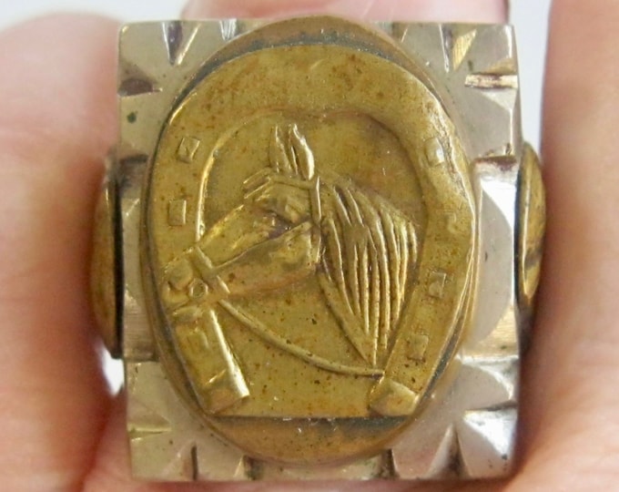 Featured listing image: Vintage 1950s Mexican Souvenir Ring – Horse Head Horseshoe, Gladiator Detail