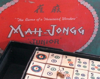 Antique / Vintage Mah-Jongg Junior Game c 1923 - "A Game of a Thousand Wonders" - Mah Jongg Sales Company of America - Tiles Intact w Dice