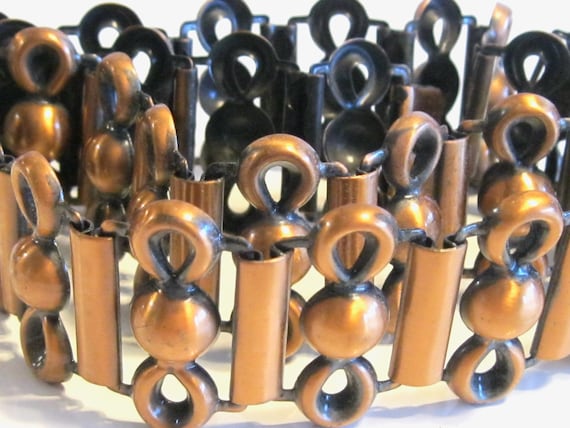 Rare Vintage High End Mod Pressed Copper Link Pane