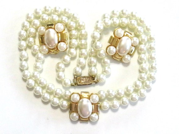 Classy 1980's Pearl Necklace and Earring Set - Vi… - image 6