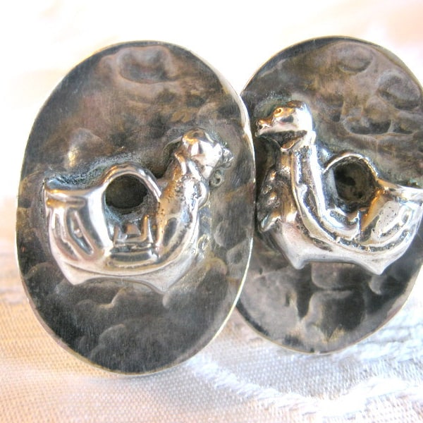 Hard to Find G Grazielle Laffi Peru Sterling Silver 925 Cuff Links - Lama or Alpaca Stylized Animal Design with Hand Hammered Background