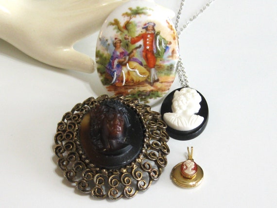 HOPELESS ROMANTIC  - Vintage Mixed Cameo Jewelry … - image 2