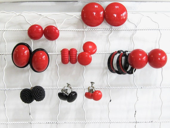 RACY RETRO - Vintage Red and Black Earring Collec… - image 1