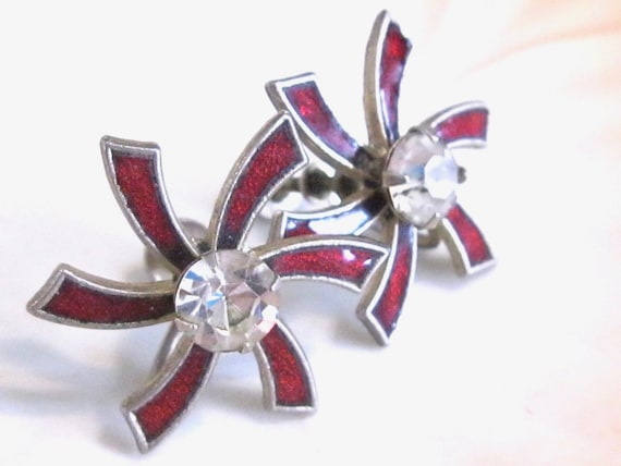 Vintage Enameled Pin Wheel Earrings - Screw On Ba… - image 1